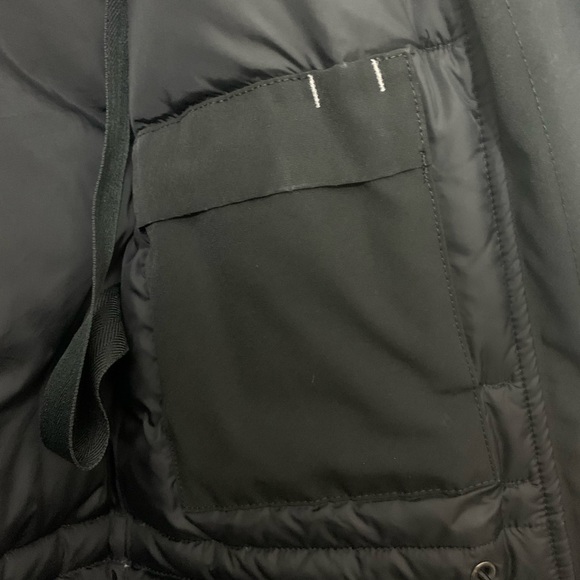 Canada Goose Montebello Parka - Picture 9 of 12